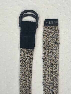 REI Braided Multicolor Webbing Belt with Black Double D-Ring Buckle waist 53”